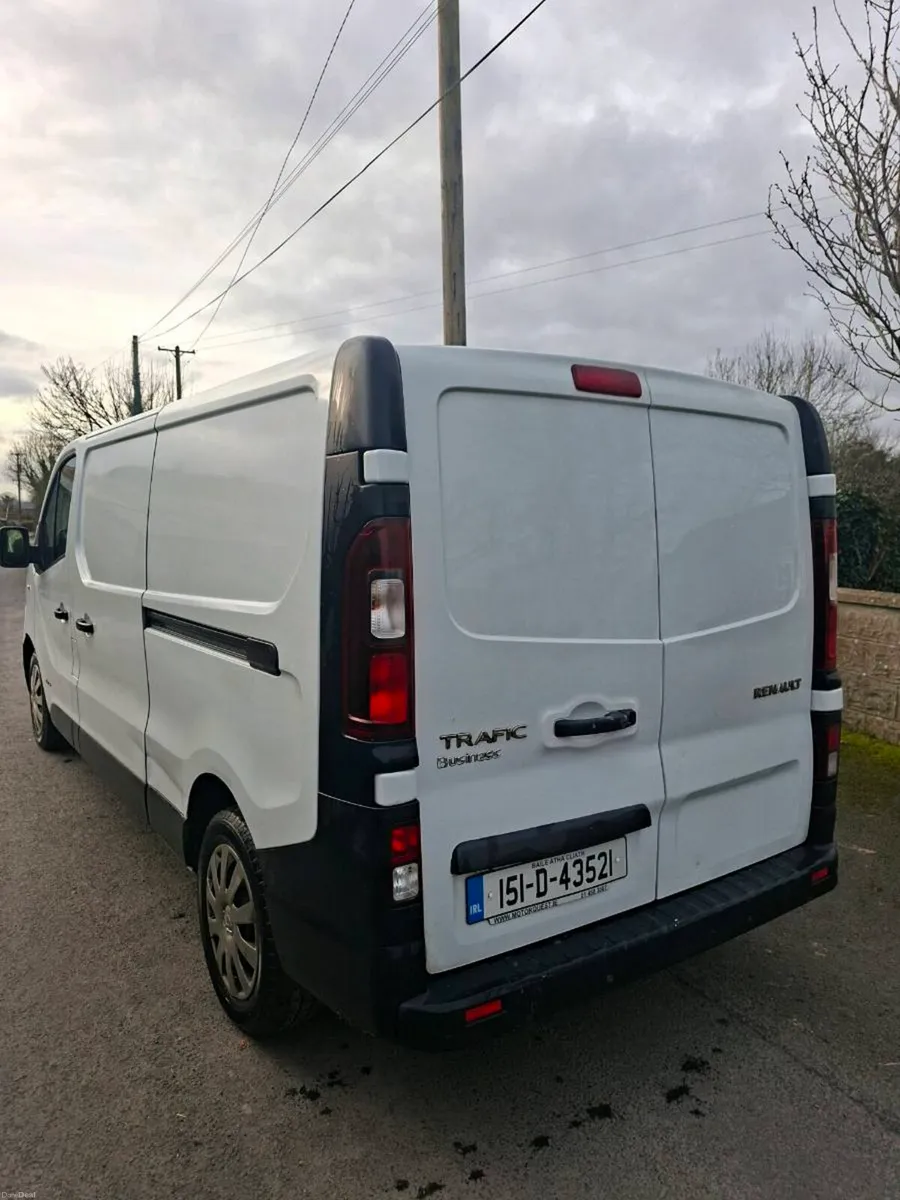 RENAULT TRAFFIC 2015 - Image 3