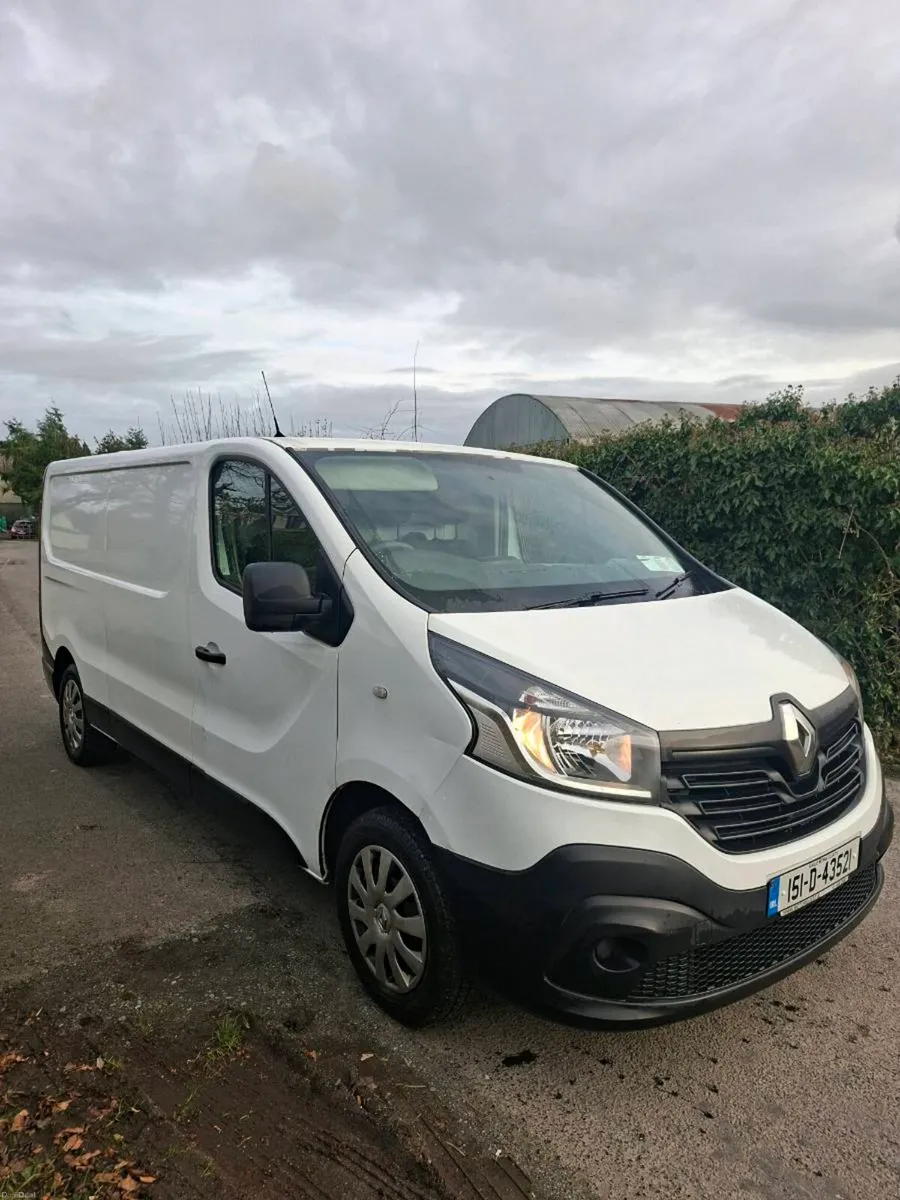 RENAULT TRAFFIC 2015 - Image 2