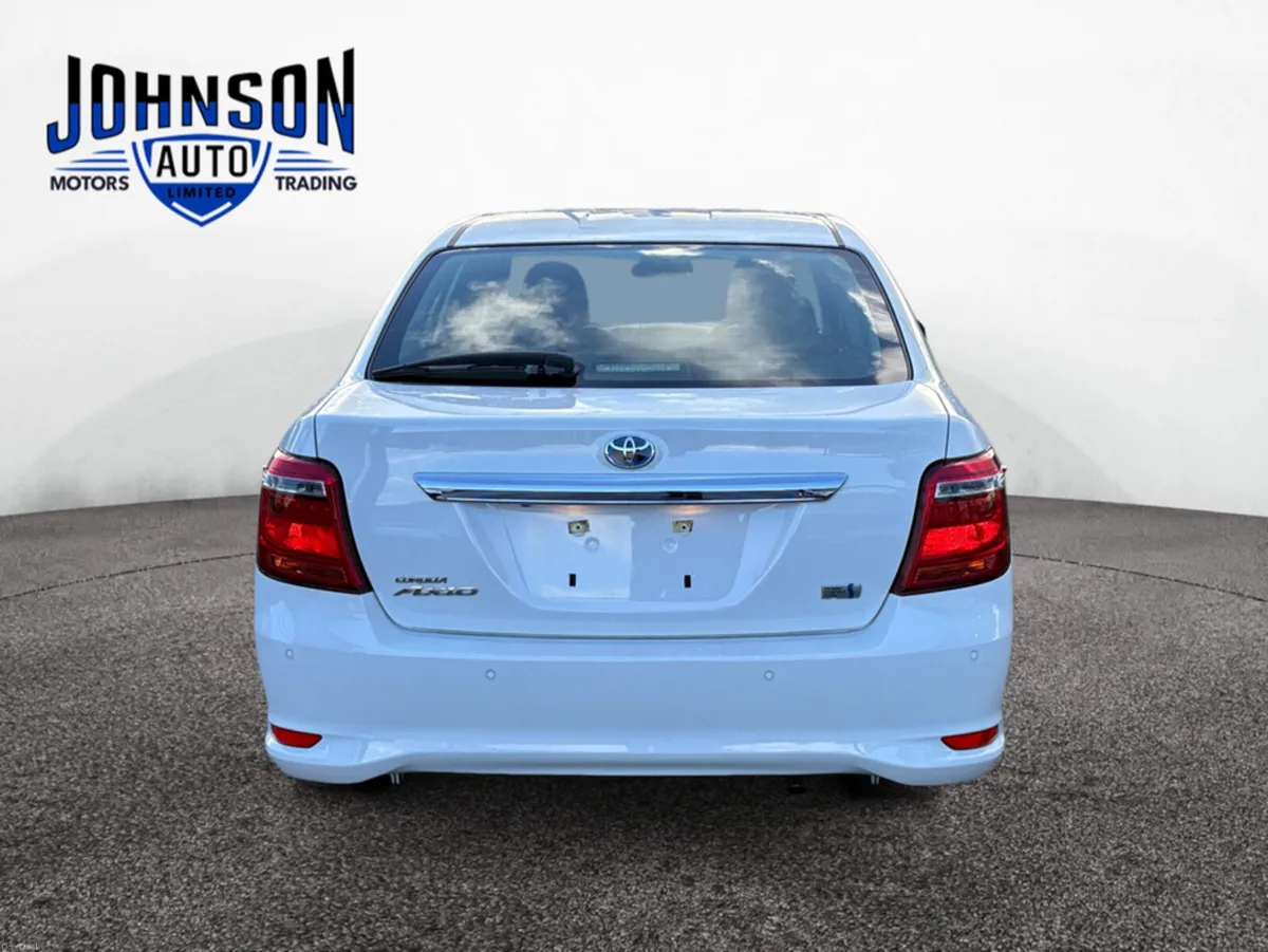 Toyota Corolla 1.5 Axio Saloon Petrol Auto - Image 3