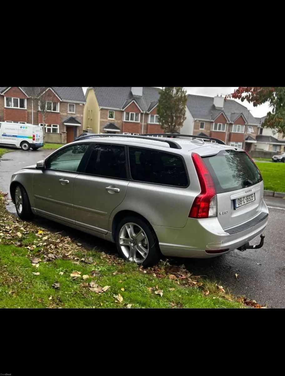 Volvo v50 - Image 2