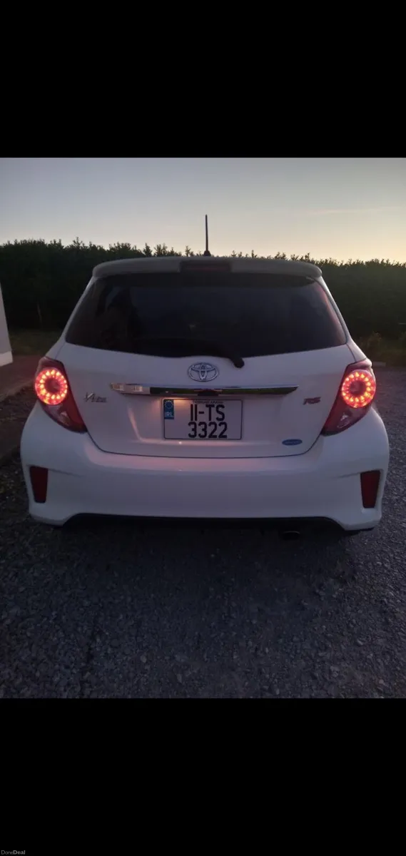 Toyota Vitz  RS 2011 - Image 4