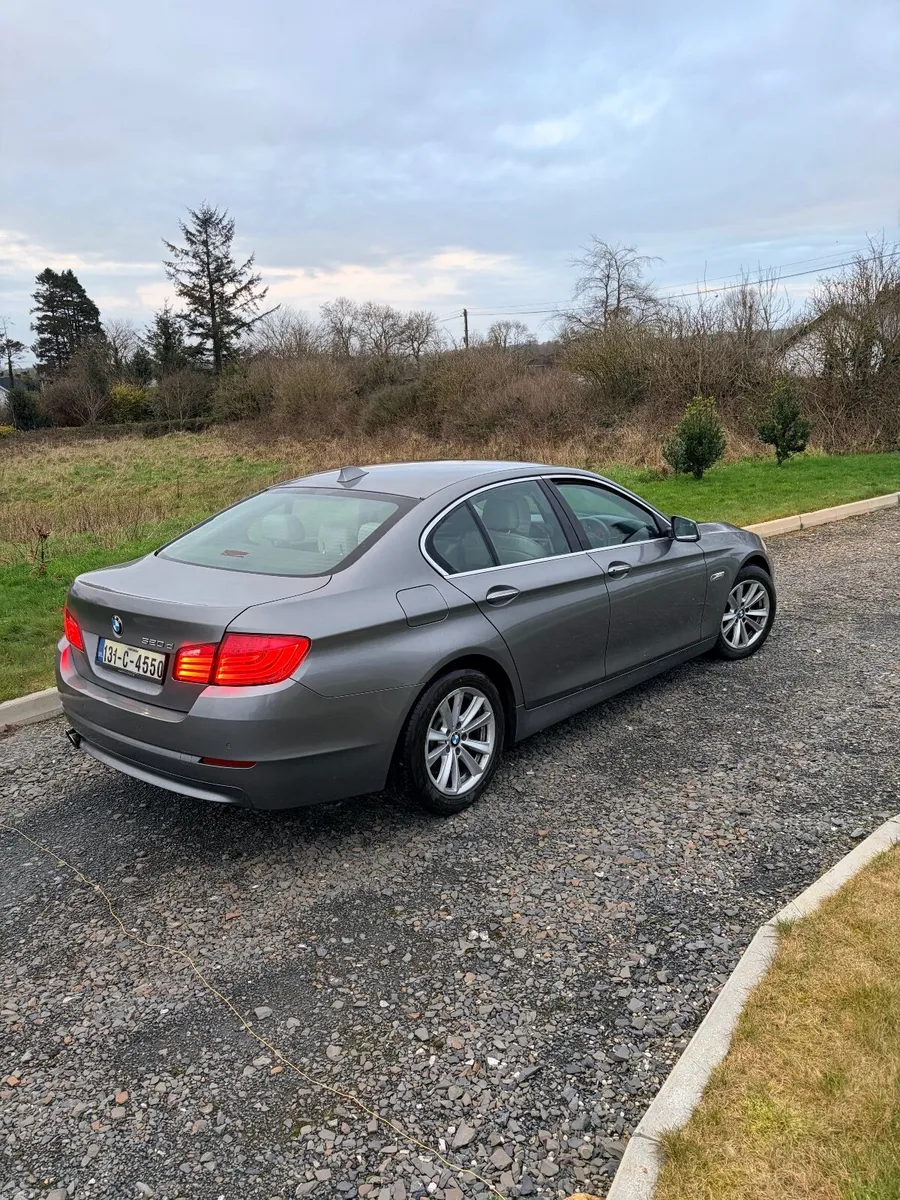 BMW 520 SE D A .AUTOMATIC - Image 1