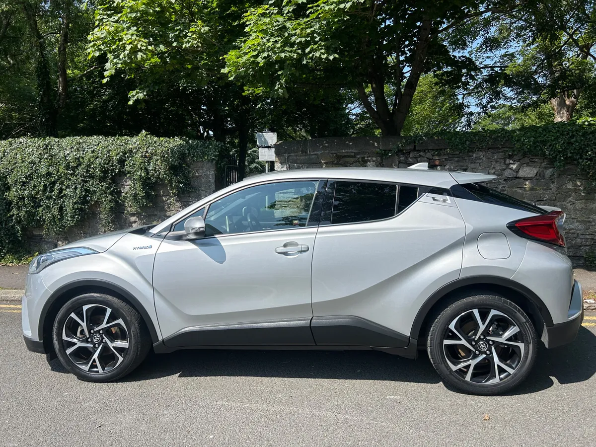 2019 TOYOTA CHR HYBRID NCT MARCH 2027 - Image 4