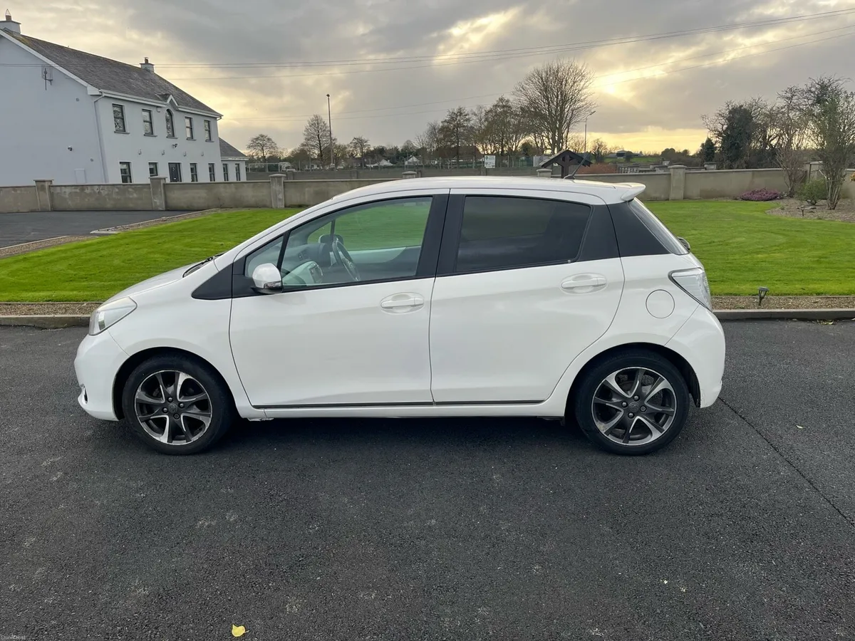 141 Toyota Yaris Trend (Top Spec Model) - Image 4