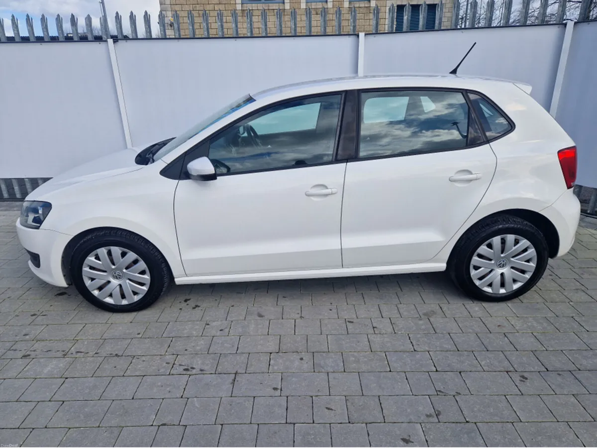 Volkswagen Polo 1.2 PETROL AUTO - Image 6