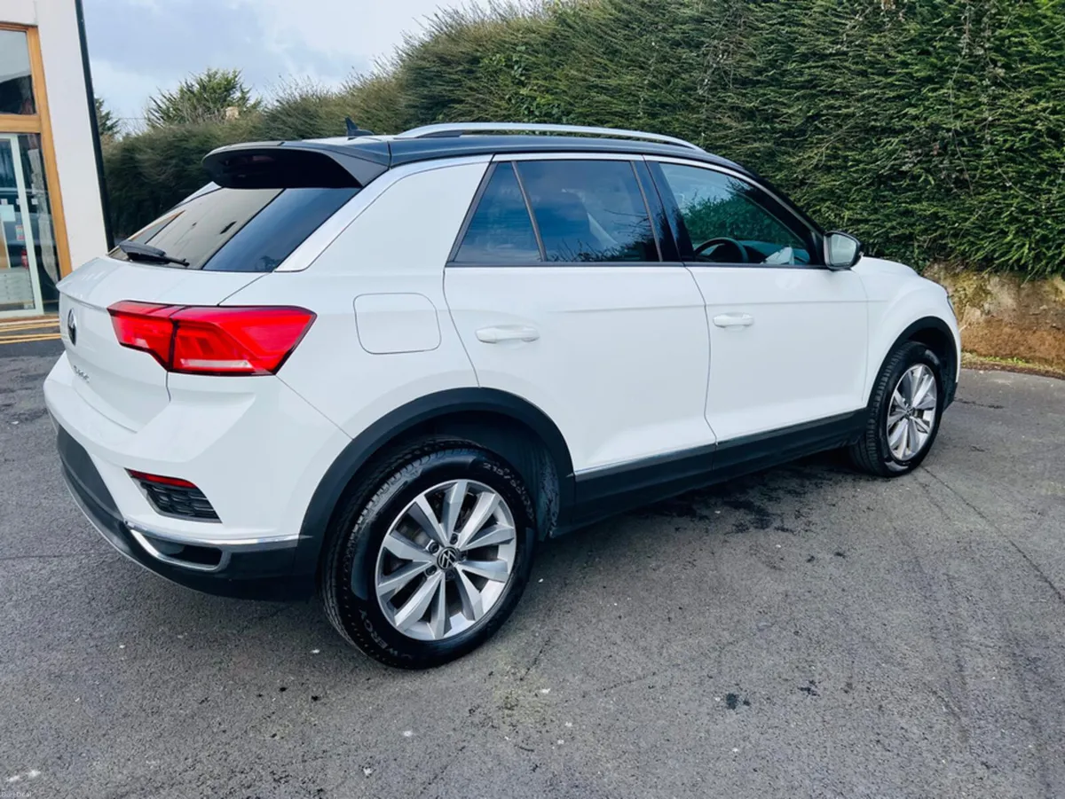Volkswagen T-Roc FINANCE AVAILABLE FROM €98 P/W - Image 4