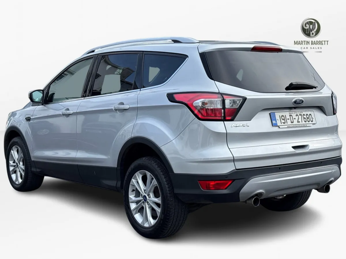 Ford Kuga TITANIUM 1.5 TDCI 120PS 4DR MAN - Image 4