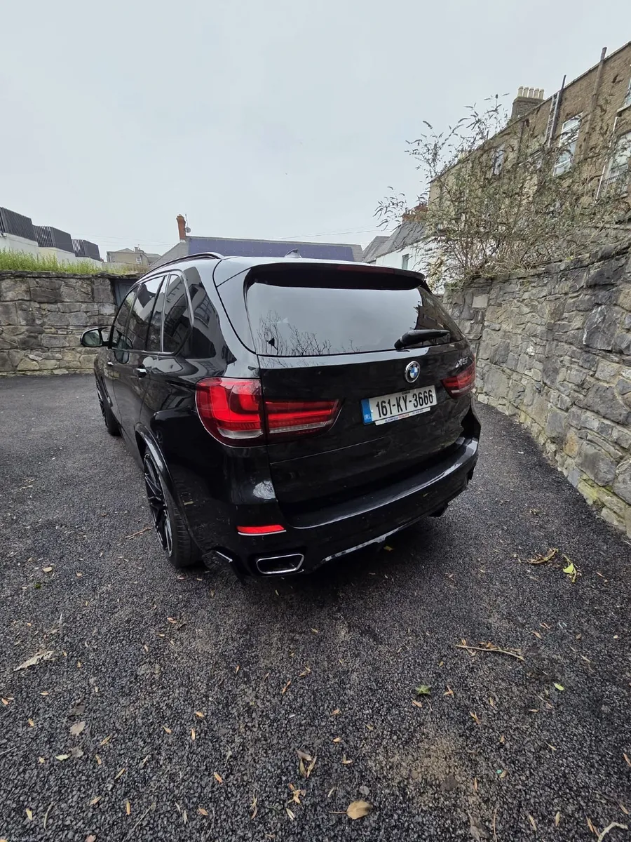 BMW X5 2016 - Image 1