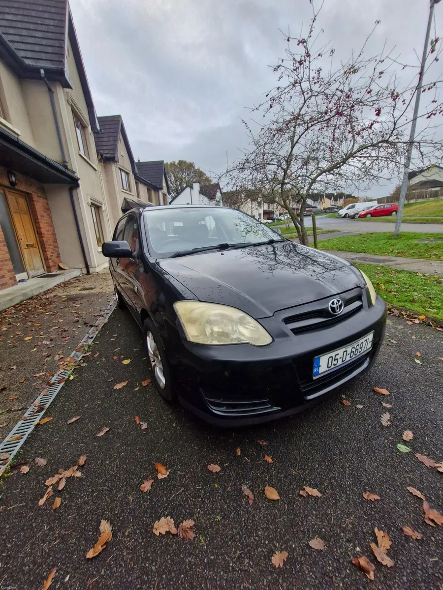 Toyota Corolla 2005 - Image 2