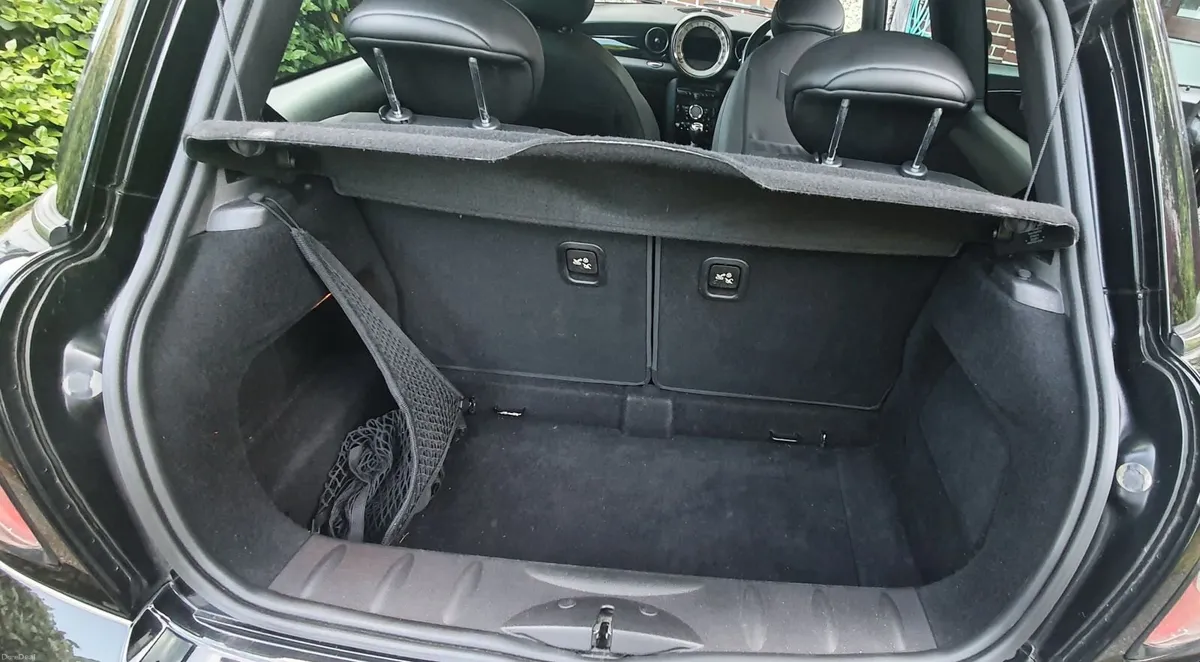 Mini Cooper 2011 - Image 4