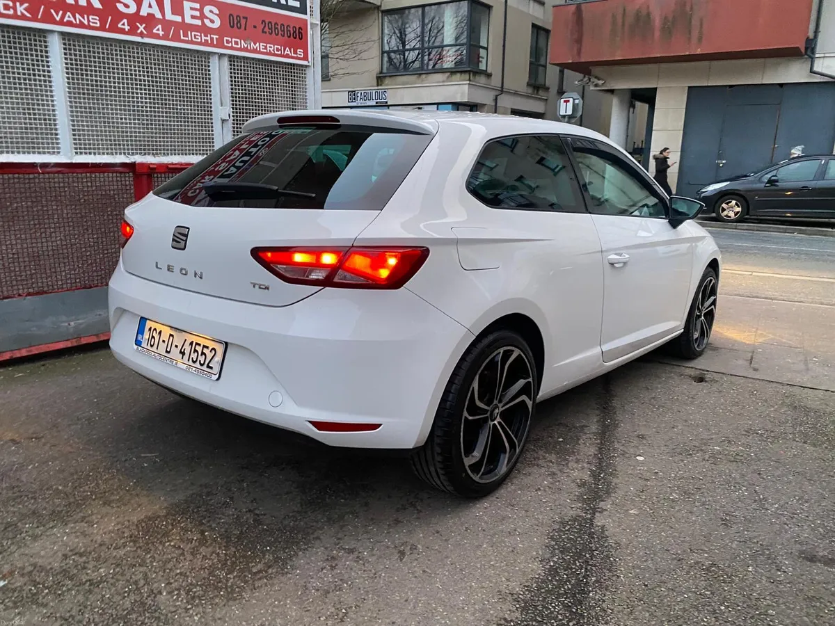 SEAT Leon 2016 - Image 2