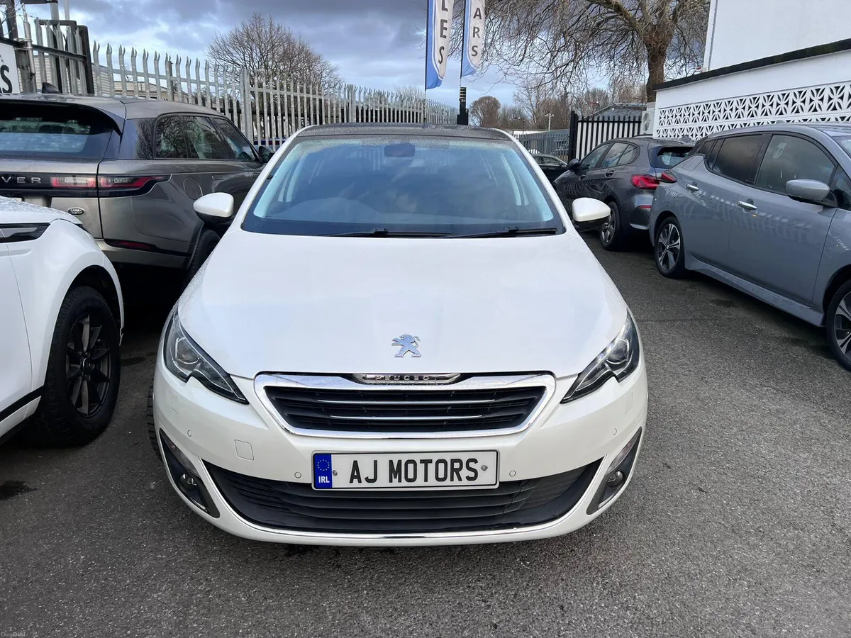 PEUGEOT 308 1.2 Auto Glass Roof - Image 3