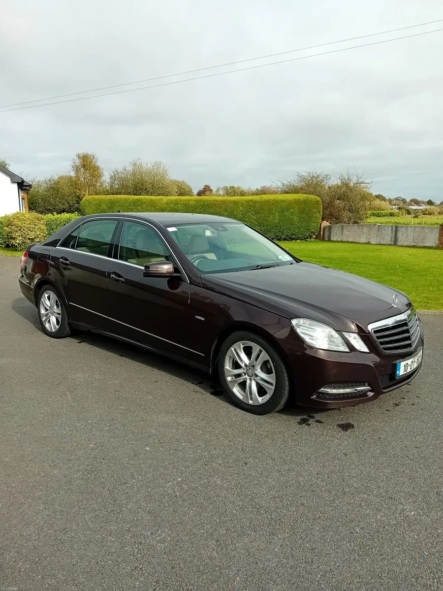 Mercedes-Benz E250 Avantgarde - Image 1