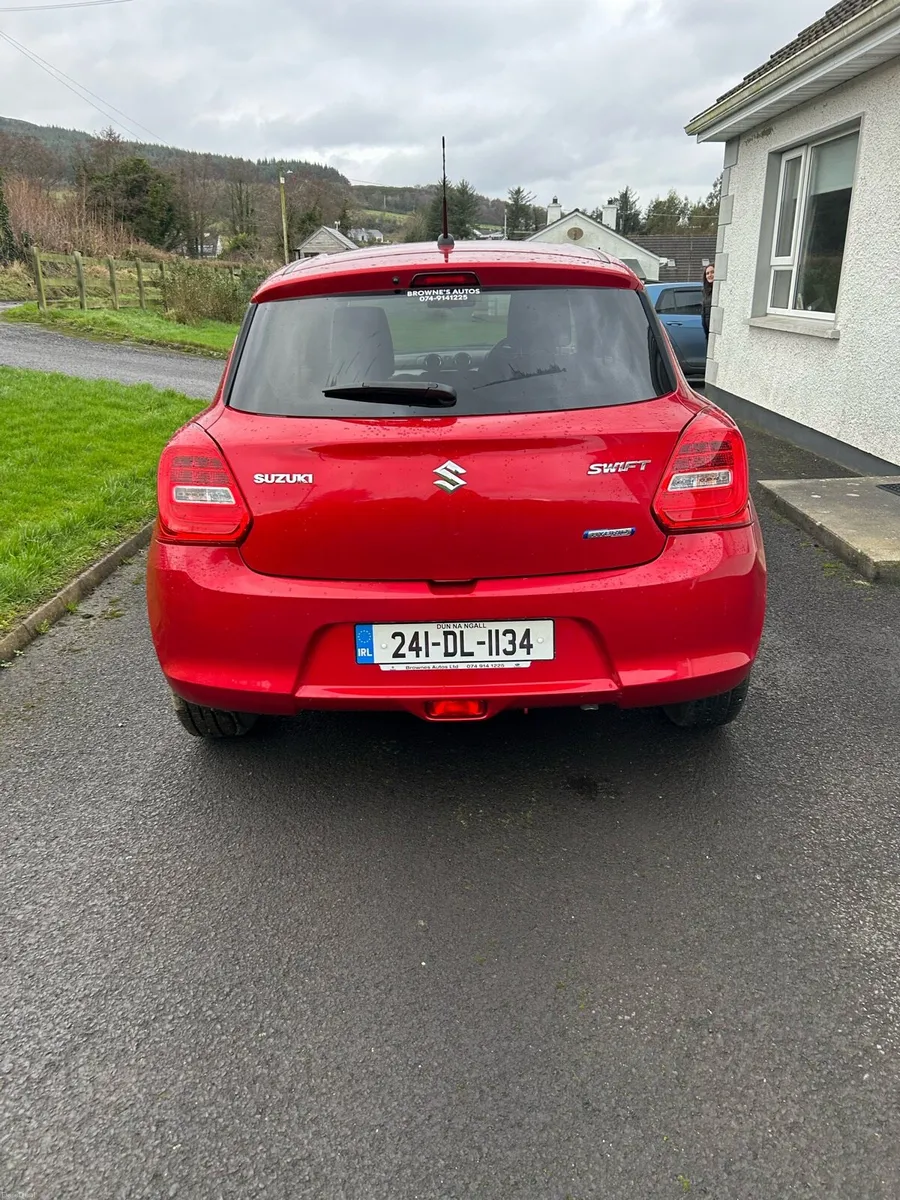 2024 Suzuki swift - Image 4