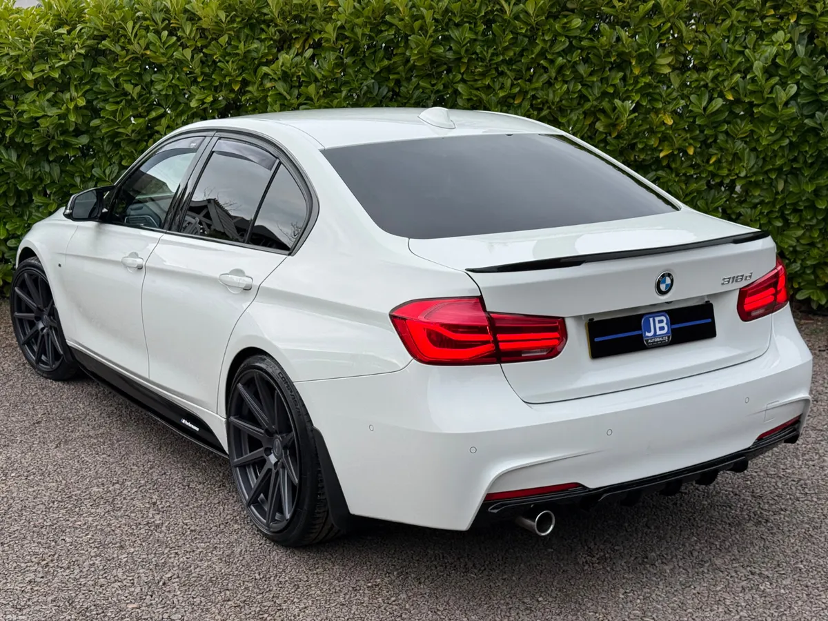 BMW 318D M-Sport Auto 2017 **Big Spec** - Image 3