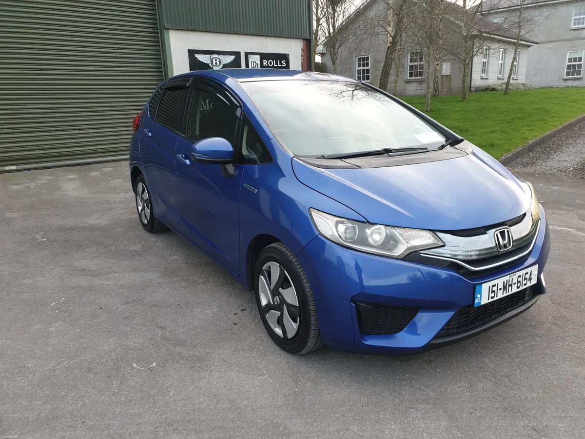 HONDA FIT /151/AUTO/NCT/TAX. REVERSE CAMERA - Image 2