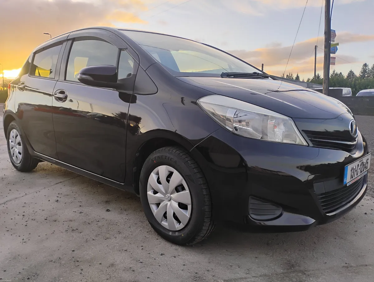 Toyota Vitz 2013 AUTO - Image 1