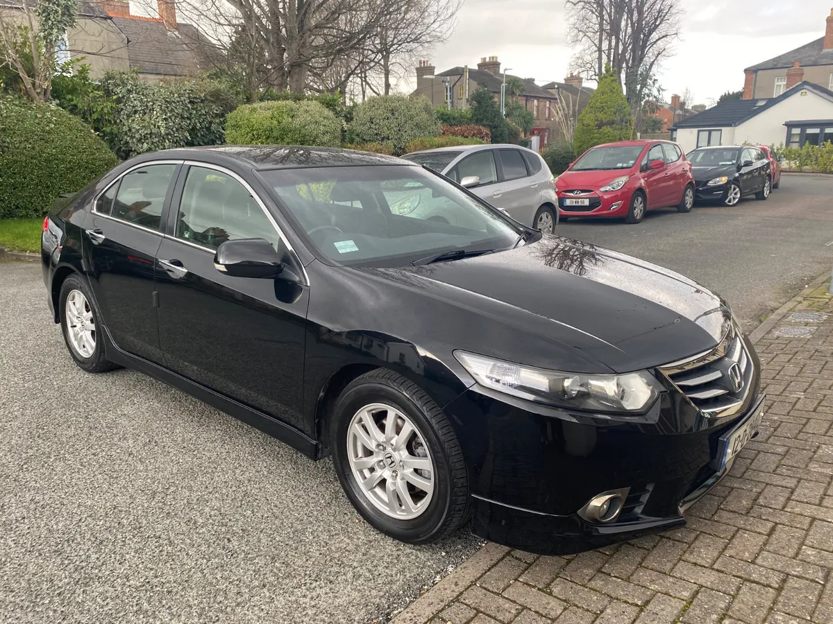 Honda Accord 2.2i - DTEC Type S - Image 3