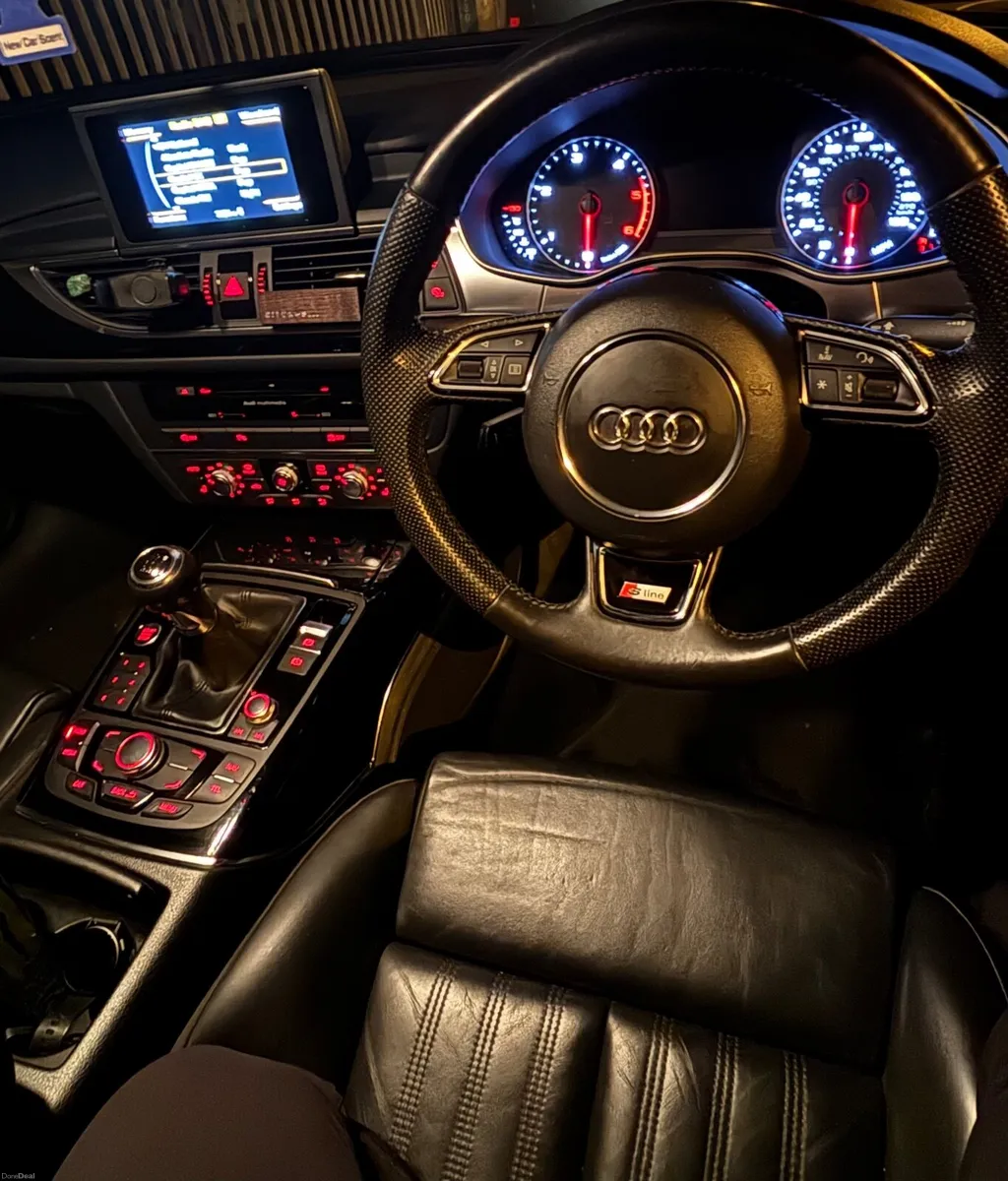 Audi A6 2014 - S LINE BLACK EDITION - Image 3
