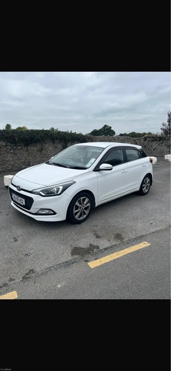2016 Hyundai i20 Deluxe Trim - Image 3