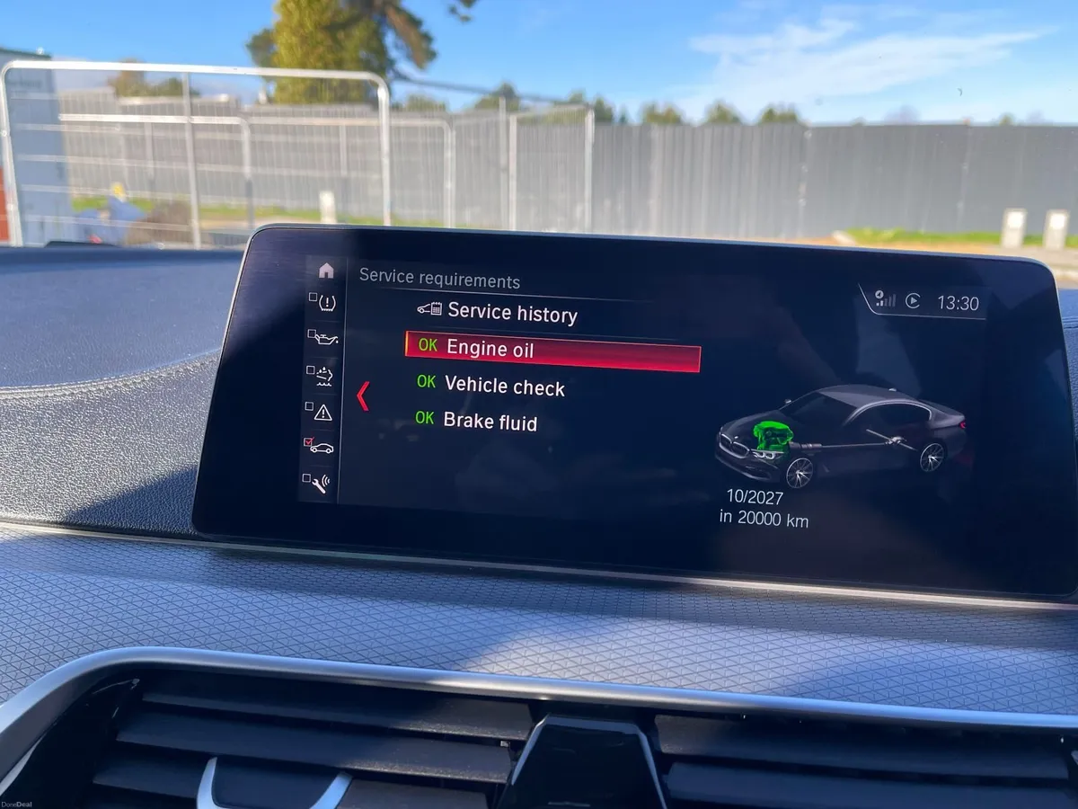 BMW 5-Series 2019 - Image 2