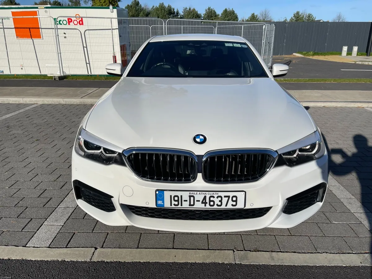 BMW 5-Series 2019 - Image 1