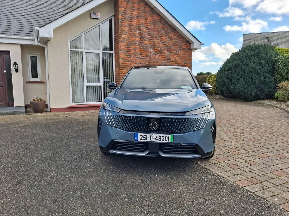 Peugeot 3008 EV GT line 2025 - Image 3