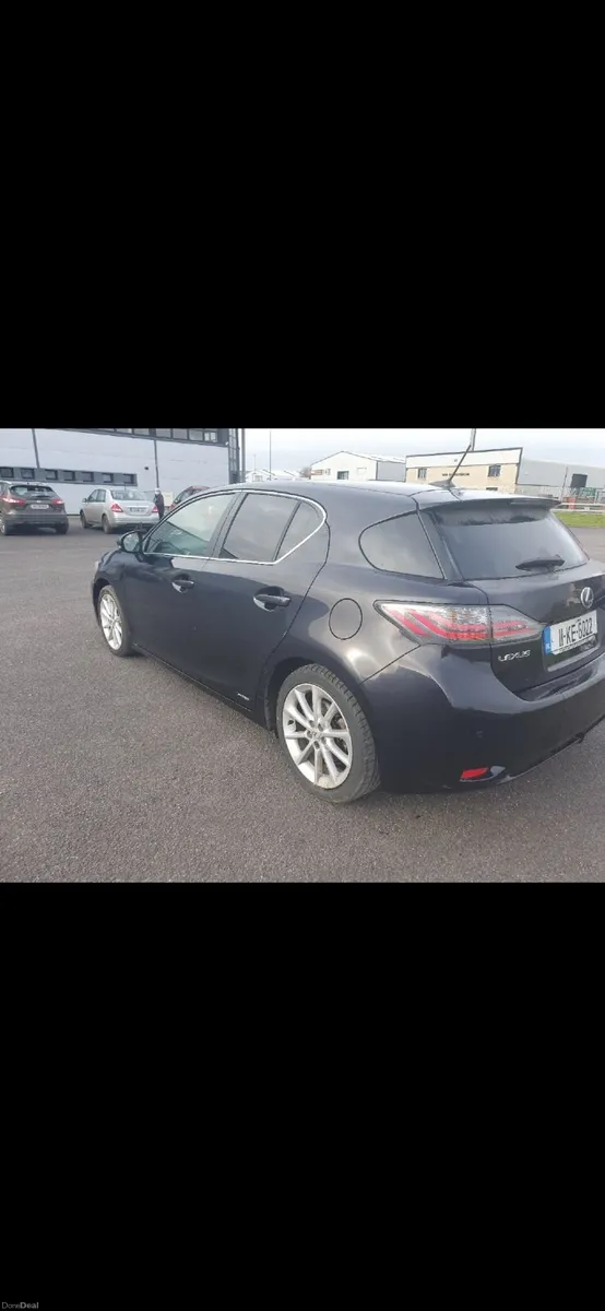 Lexus CT 200H 2011 - Image 1