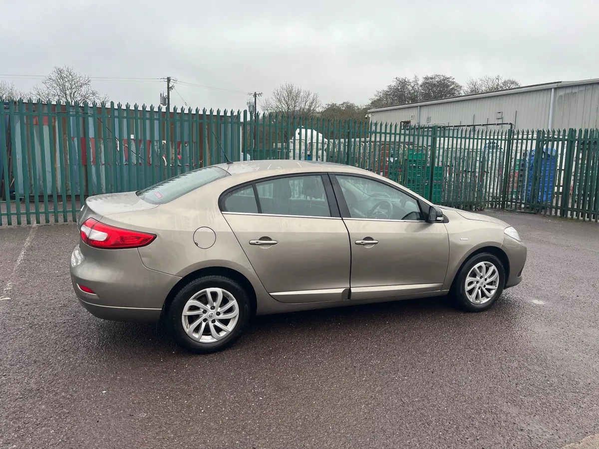 Renault Fluence 2016 - Image 3