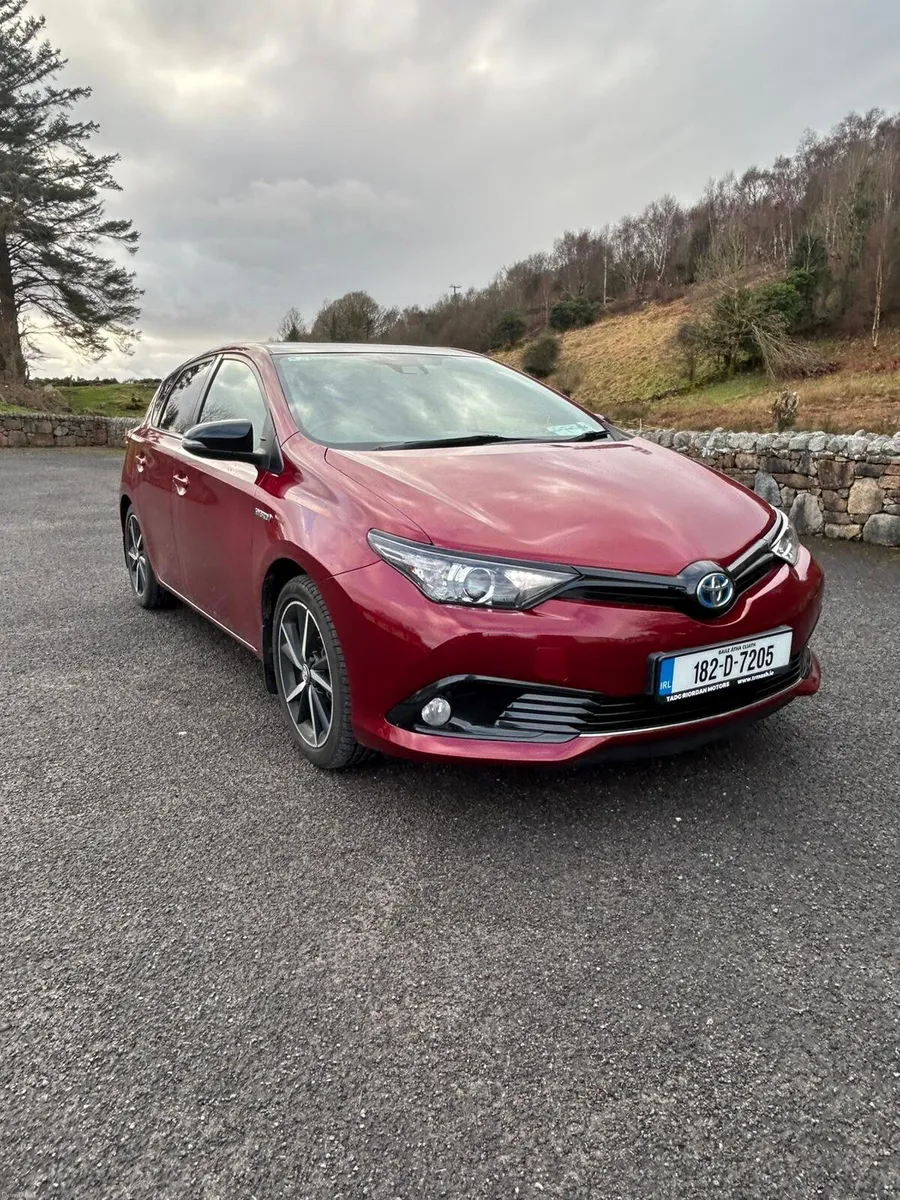 182 Toyota Auris - Image 2