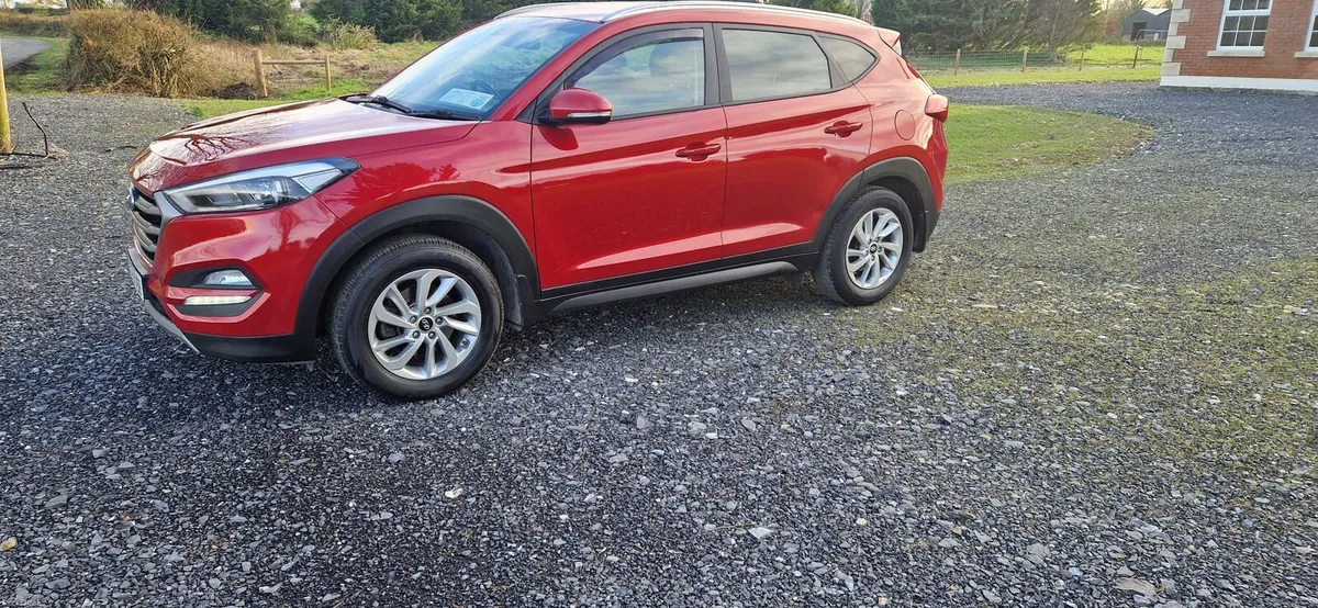 2017 Hyundai Tucson - Image 3