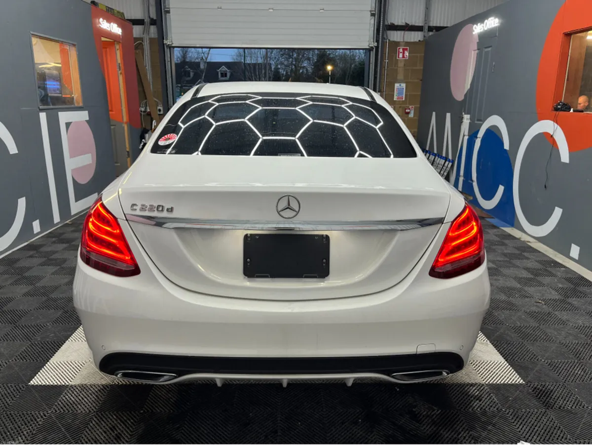 Mercedes-Benz C-Class €24950 2018 MERCEDES-BENZ C2 - Image 3