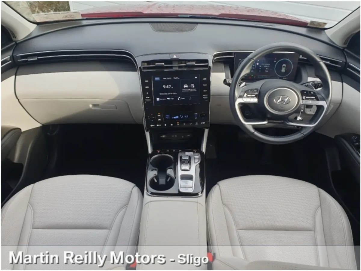 Hyundai Tucson 1.6 Executive Two Tone PHEV - Image 2
