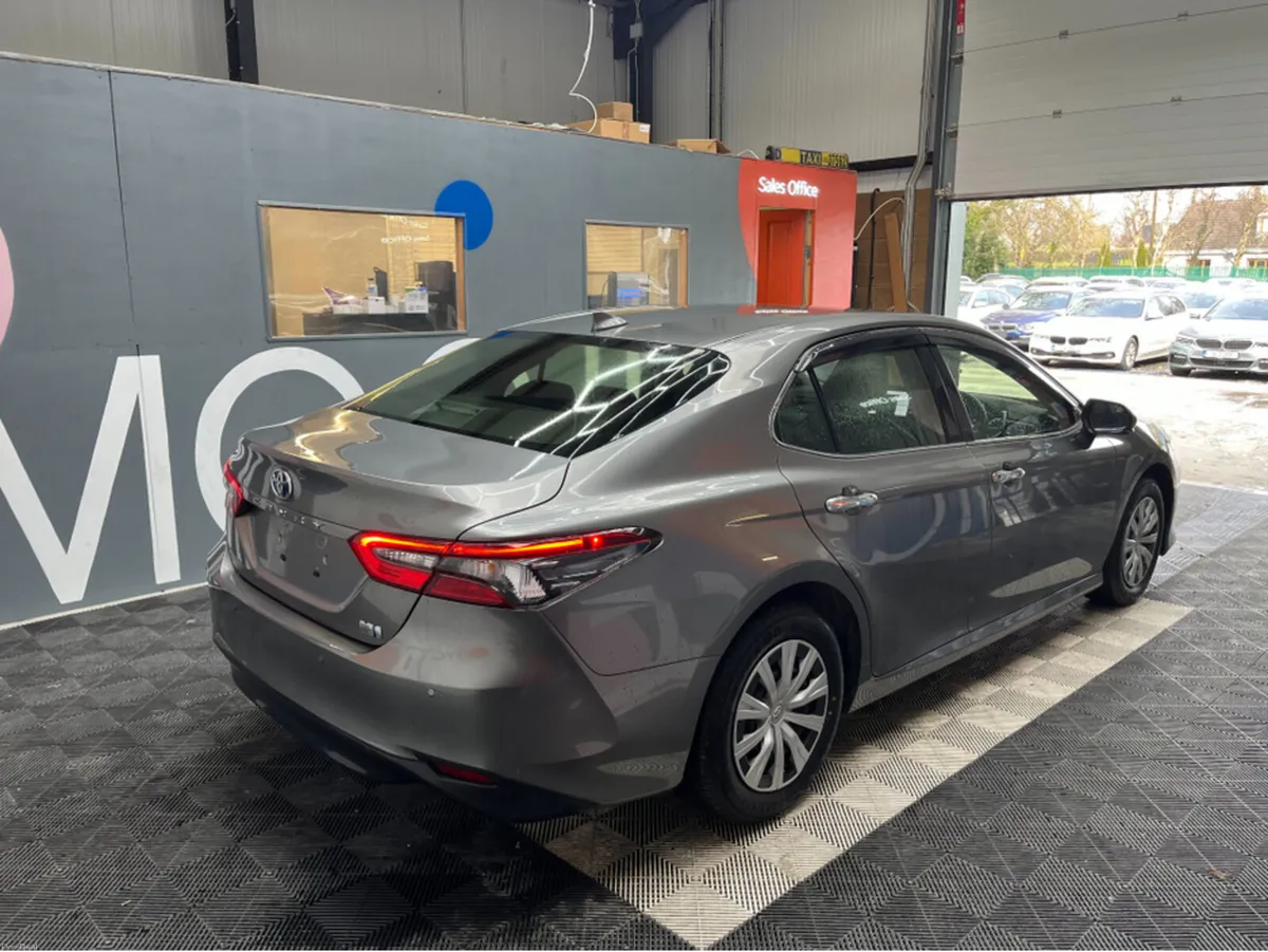 Toyota Camry 2022 TOYOTA CAMRY X 2.5 AUTOAMTIC / C - Image 2