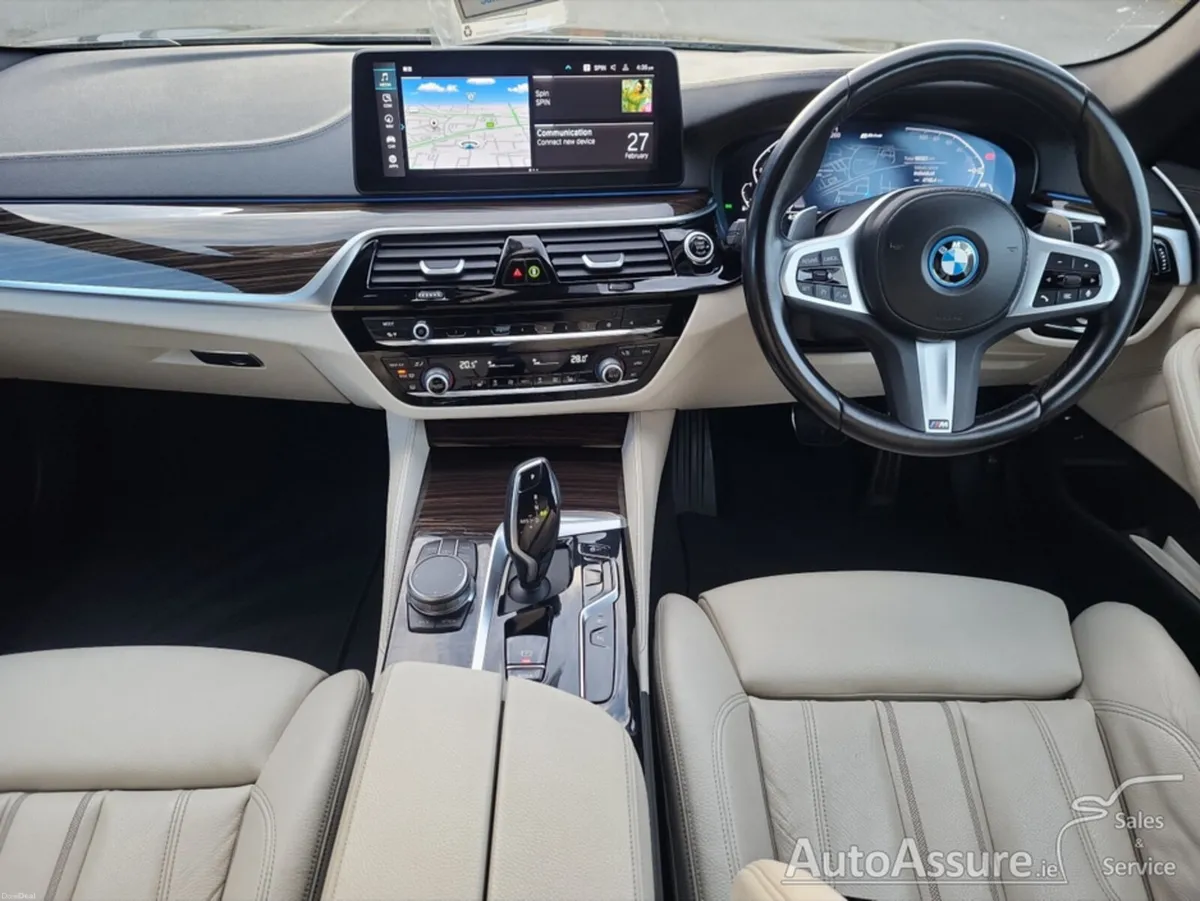 BMW 5-Series 530E HYBRID M SPORT *** Pro-Pack / 20 - Image 3