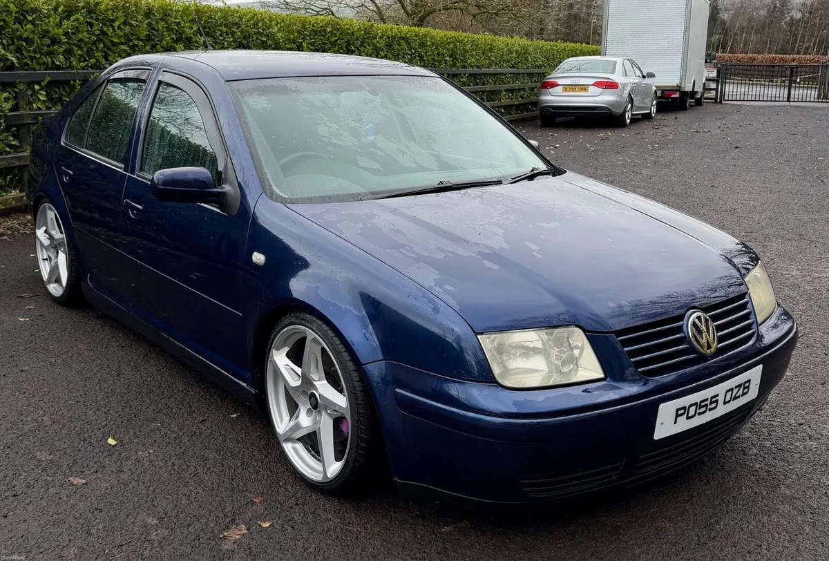 Volkswagen Bora Highline PD130 - Image 1