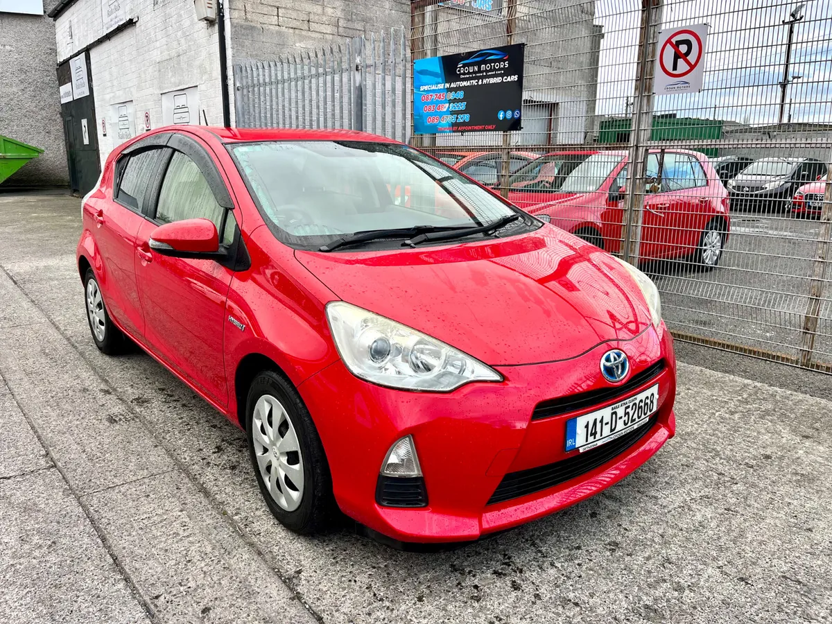 Toyota Aqua 2014 hybrid - Image 2