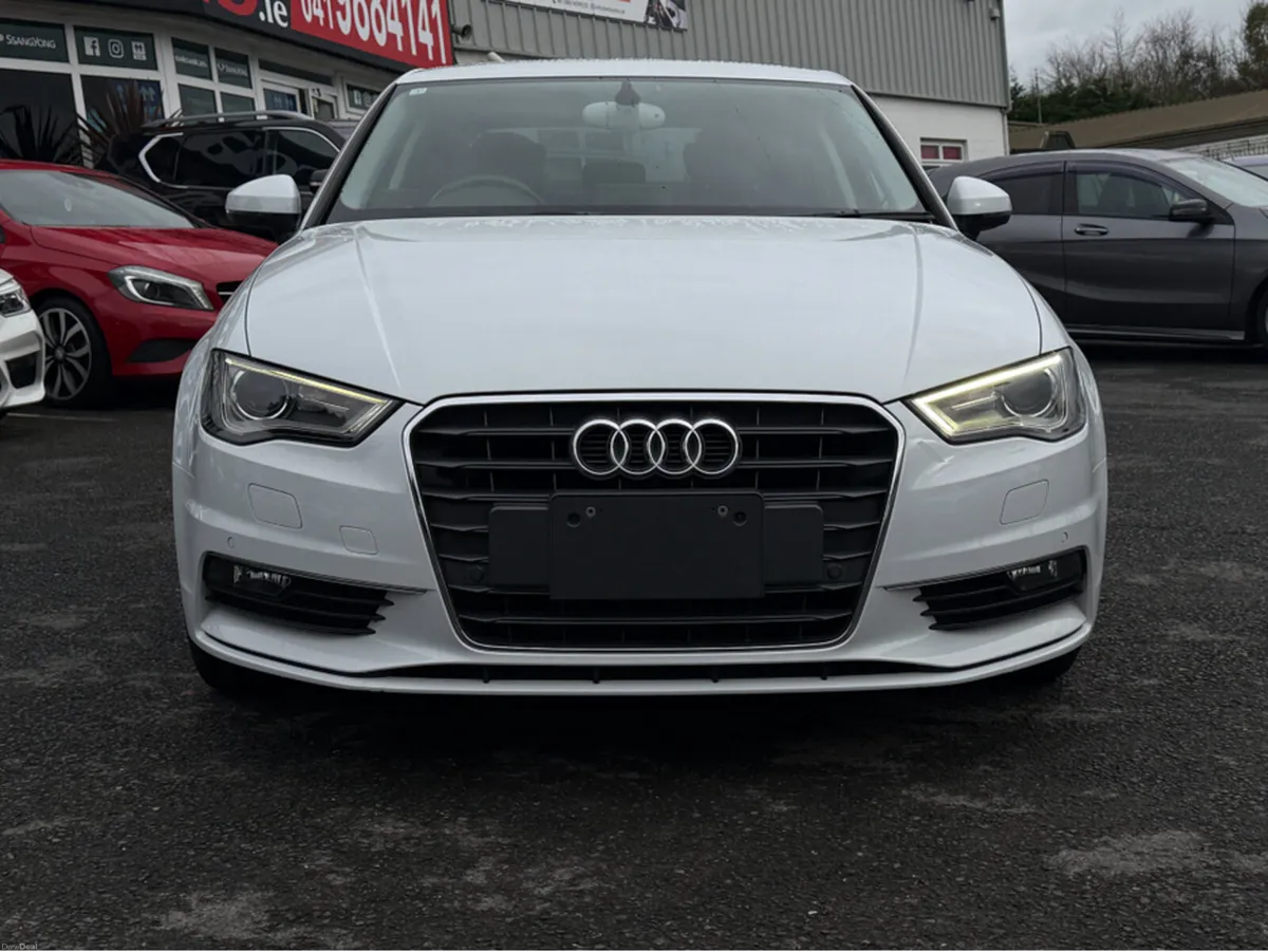 Audi A3 1.4 TFSI SALOON PRIVACY GLASS  - PARKING S - Image 2
