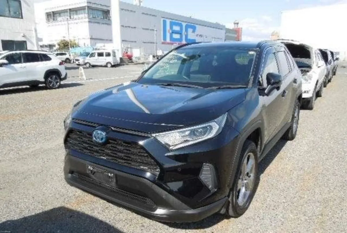 TOYOTA RAV4 **FULL SPEC** LOW MILEAGE - Image 2