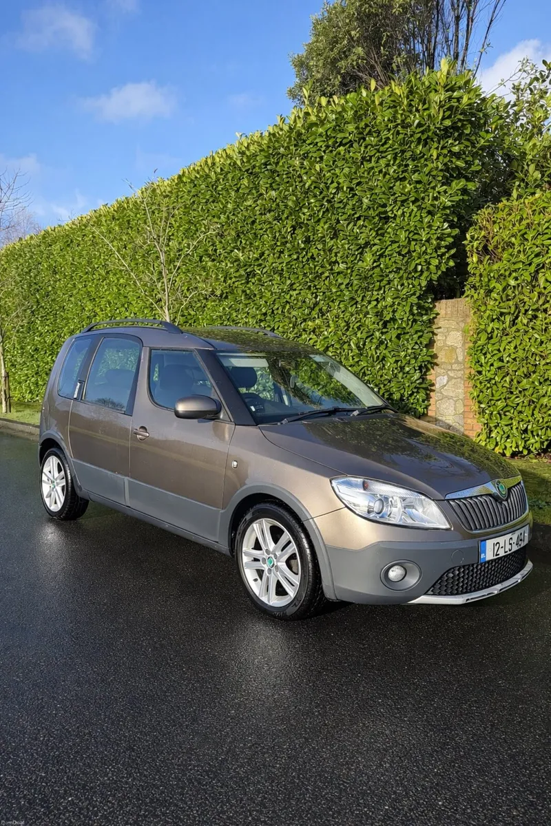 2012 Skoda roomster 1.2 petrol very economical - Image 1