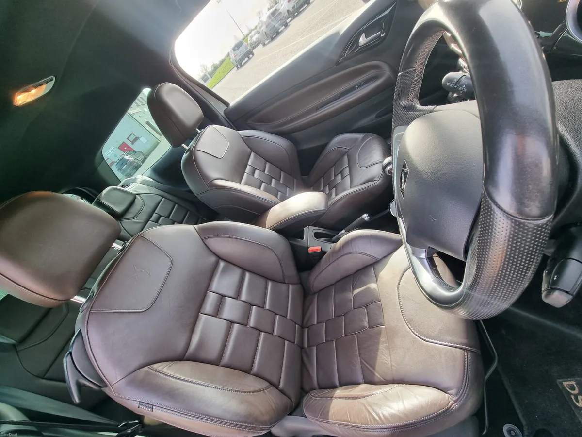 Citroen DS 3 2018 petrol ⛽️ 1.3L €10900 - Image 3