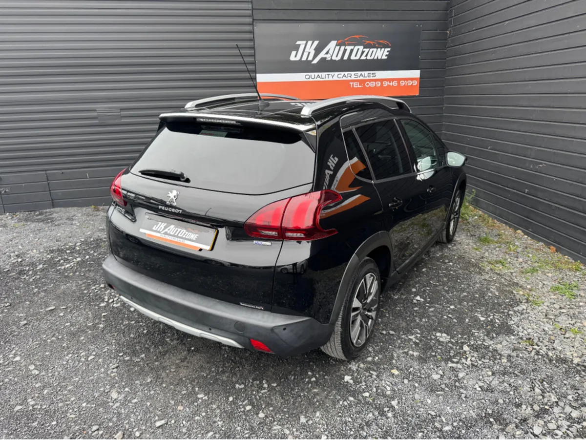 Peugeot 2008 1.2 ALLURE 5DR - Image 4