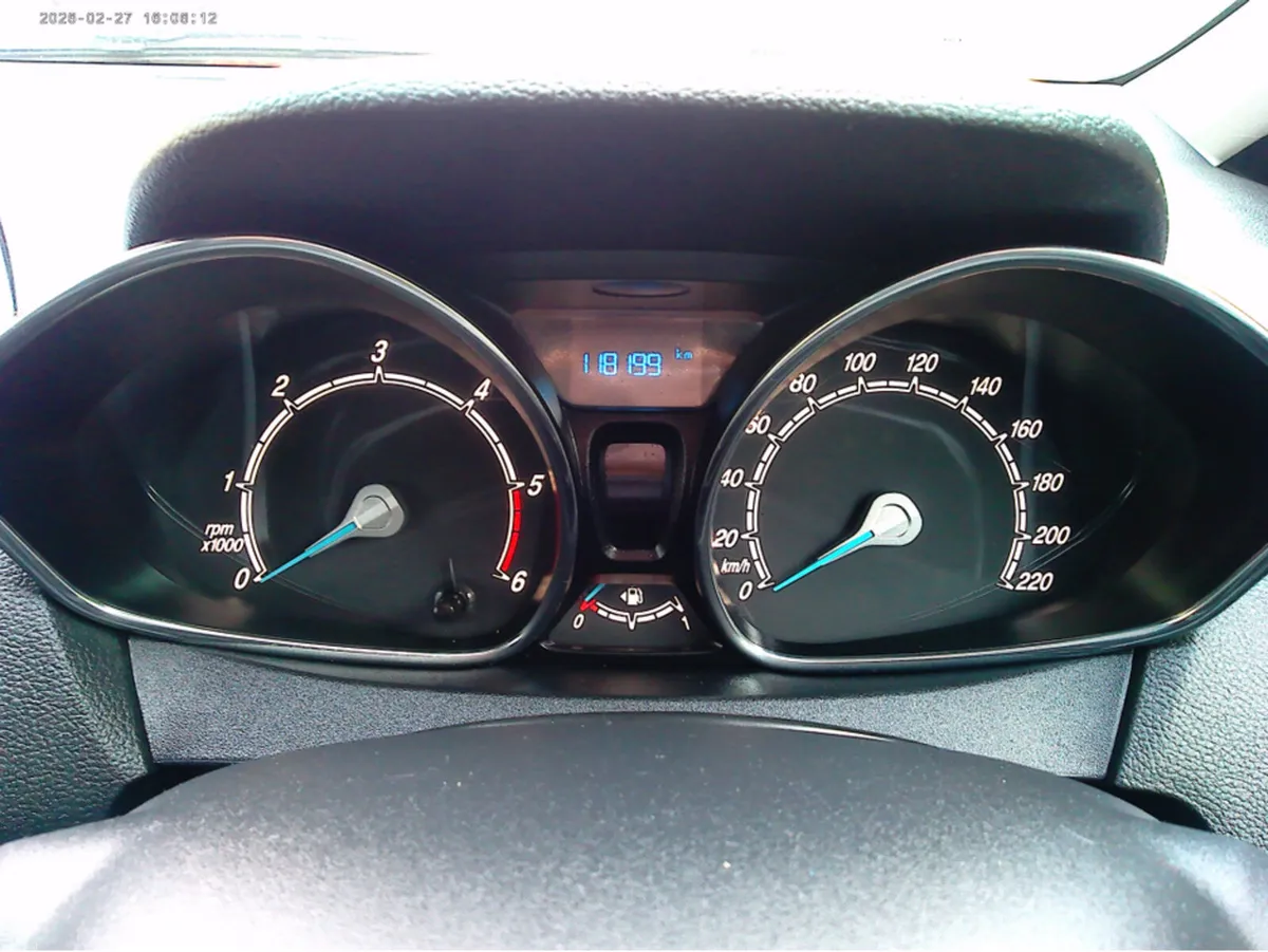 Ford B-Max 1.5 TDCI 75PS M5 2012.75 4DR - Image 2