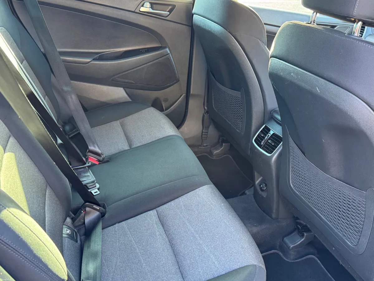 Hyundai Tucson High Driving position - Image 3