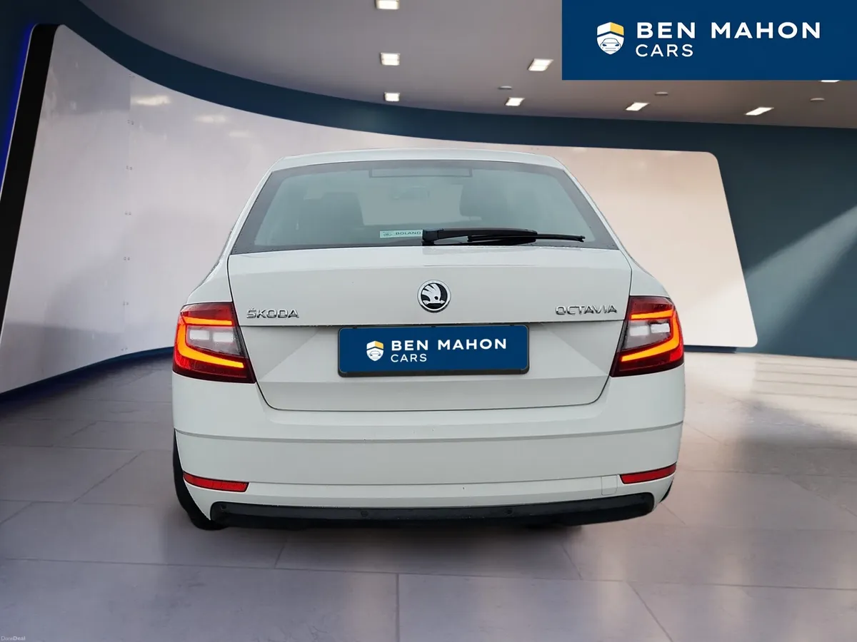 Skoda Octavia Ambition 1.6 TDI 1 Owner Car - Image 4