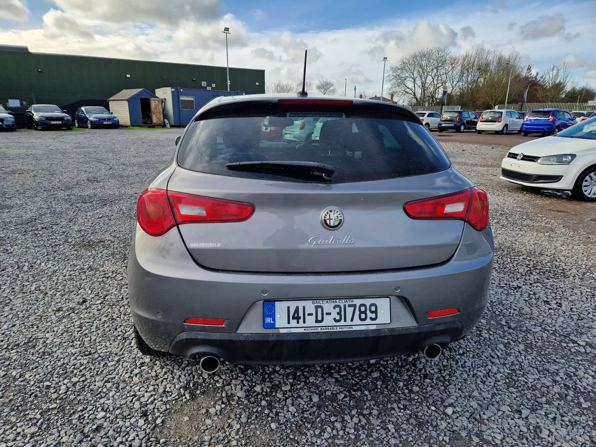 Alfa Romeo Giulietta 2014 - Image 6