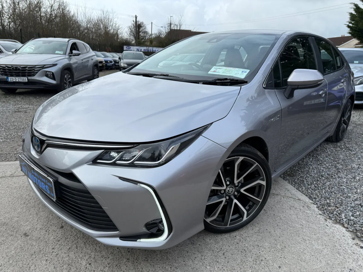 2022 Toyota Corolla 1.8 HYBRID LUNA AUTO - Image 2