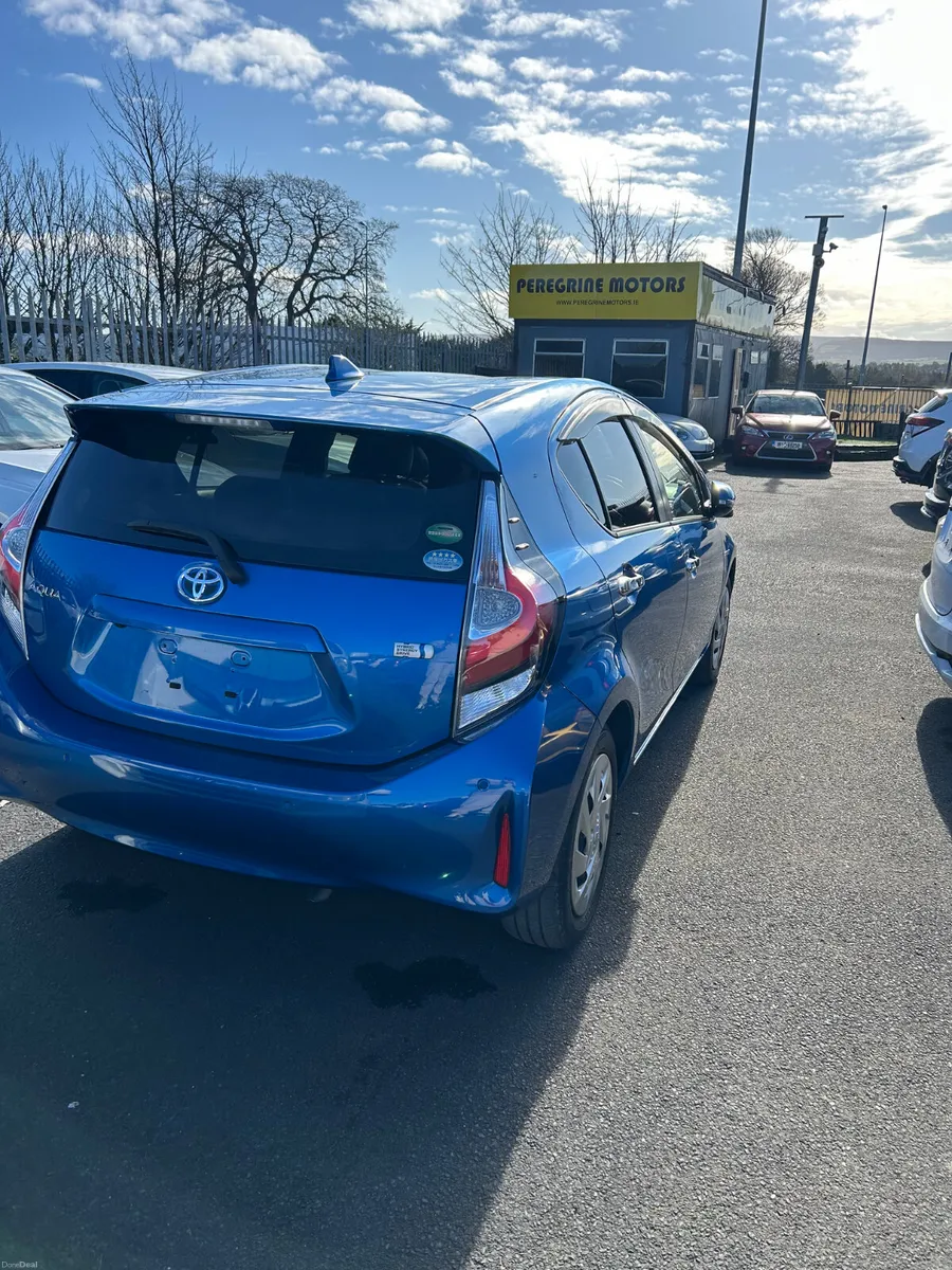 Toyota Aqua Leather G Spec - Image 3