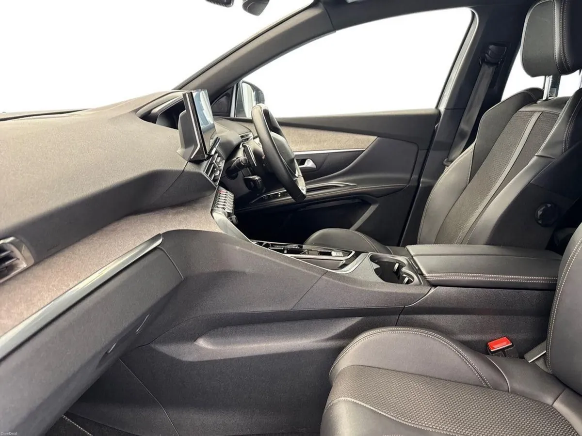 Peugeot 5008 1.2 HYBRID GT AUTO *JUST IN* €105 PER - Image 3