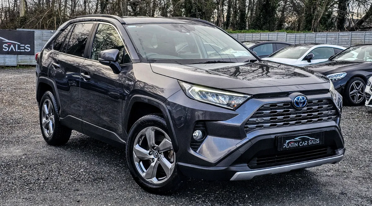 🔥 2019 Toyota RAV4 2.5 Hybrid SOL Automatic - Image 3